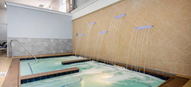 凯隆酒店会议中心-北部(Clarion Hotel Conference Center - North)图片