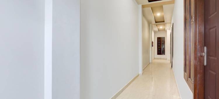 超豪华房莫希尼旅馆(OYO Hotel O Bareilly Near Satellite Bus Stand)图片