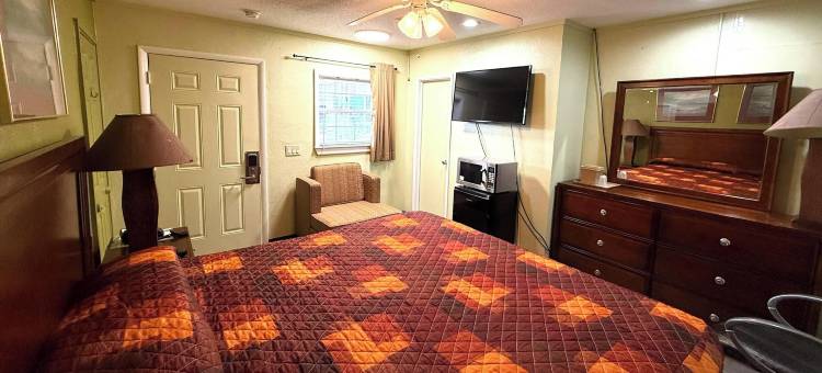 里维埃拉汽车旅馆，靠近美国84号公路的埃尔巴企业区(Riviera Motel Elba Near Enterprise US 84)图片