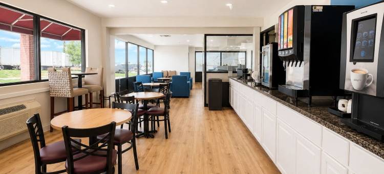 Days Inn by Wyndham Lake Point(Days Inn by Wyndham Lake Point)图片