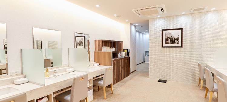 那霸小禄大小屋酒店(Grand Cabin Hotel Naha Oroku)图片