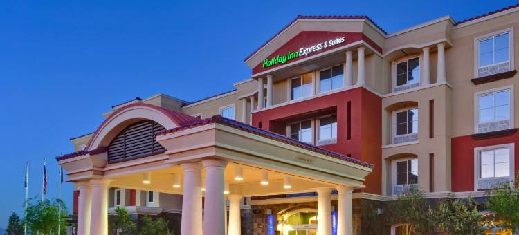 拉斯维加斯西南春泉智选假日套房酒店(Holiday Inn Express & Suites LAS VEGAS SW – SPRING VALLEY by IHG)图片