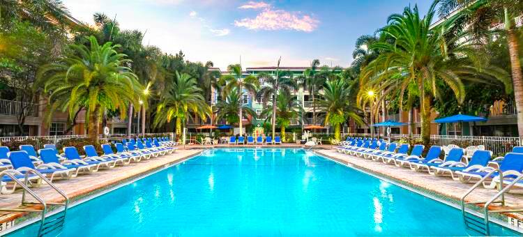韦斯顿镇中心米兹纳广场，劳德代尔堡(Mizner Place at Weston Town Center, Fort Lauderdale)图片