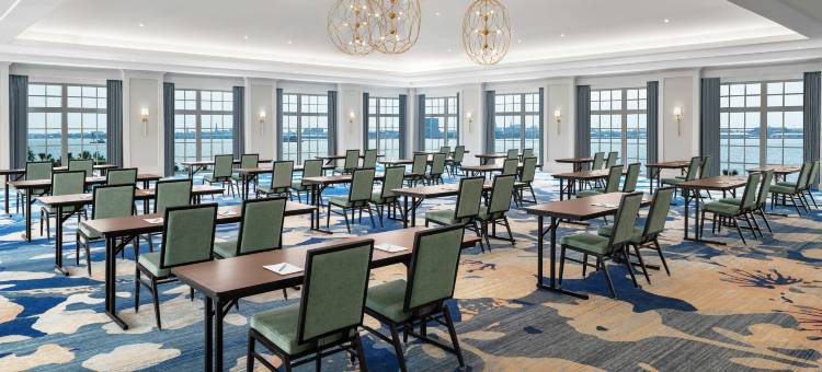 希尔顿查尔斯顿海港大使馆套房酒店山愉快(Embassy Suites by Hilton Charleston Harbor Mt. Pleasant)图片