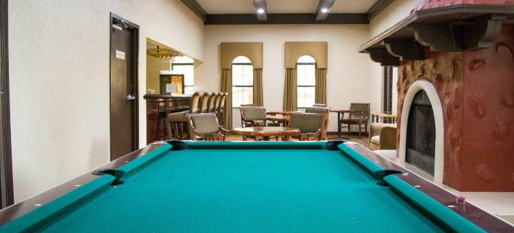 坦帕-布兰登凯隆波因特酒店 - 近展览中心和娱乐场(Clarion Pointe Tampa-Brandon Near Fairgrounds and Casino)图片