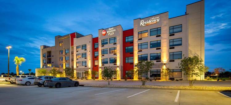 瓦瑞诺宾贝斯特韦斯特优质行政公寓(Best Western Plus Executive Residency Rigbys Water World Hotel)图片