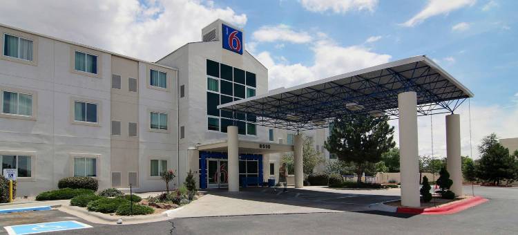 阿尔伯克基北6号汽车旅馆(Motel 6 Albuquerque, NM - North)图片