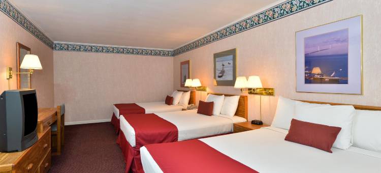 麦基诺城温德姆Travelodge酒店(Travelodge by Wyndham Mackinaw City)图片