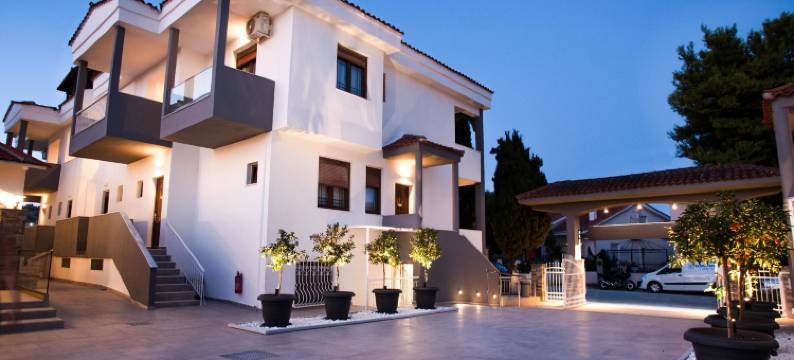 埃克罗特尔莉莉安村酒店(Acrotel Lily Ann Village)图片