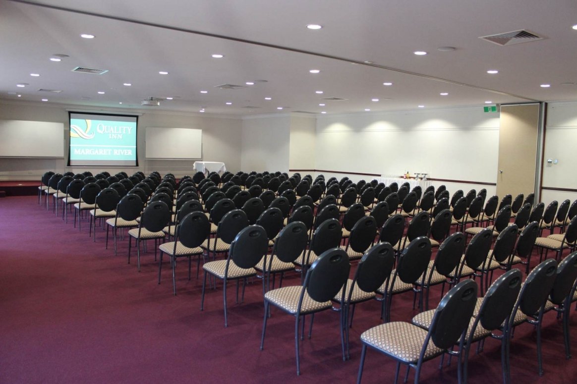 Grande Escape Resort Hotel Overview