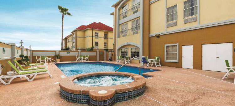 法尔 RGV 医学中心拉昆塔温德姆套房酒店(La Quinta Inn & Suites by Wyndham Pharr Rgv Medical Center)图片