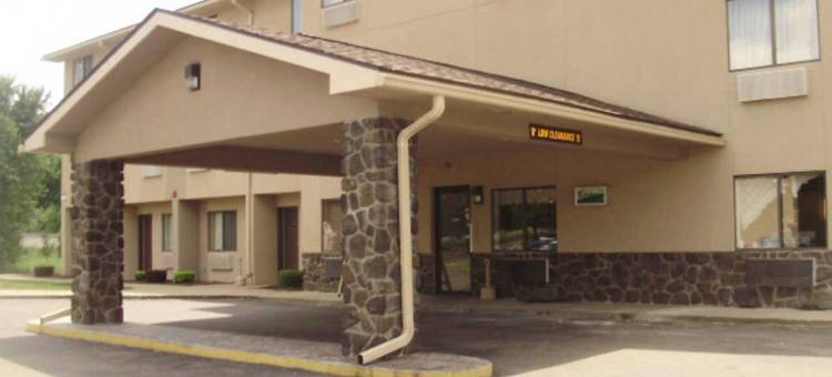 品质套房酒店(Quality Inn & Suites Warren)图片