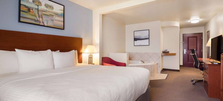 科菲维尔中央商务区贝斯特韦斯特套房酒店(Best Western Coffeyville Central Business District Inn and Suites)图片