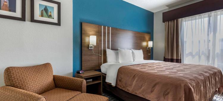 I-35东核桃山凯艺套房酒店(Quality Inn & Suites I-35 E-Walnut Hill)图片