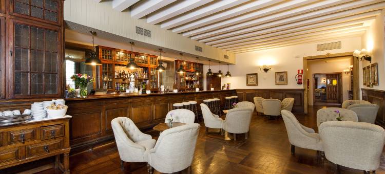 圣地亚哥德孔波斯特拉酒店(Parador de Santiago - Hostal Dos Reis Catolicos)图片