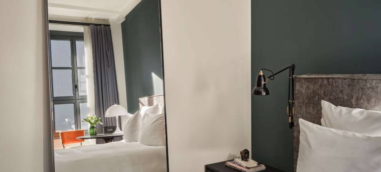 斯莱柏林(Sly Berlin)图片