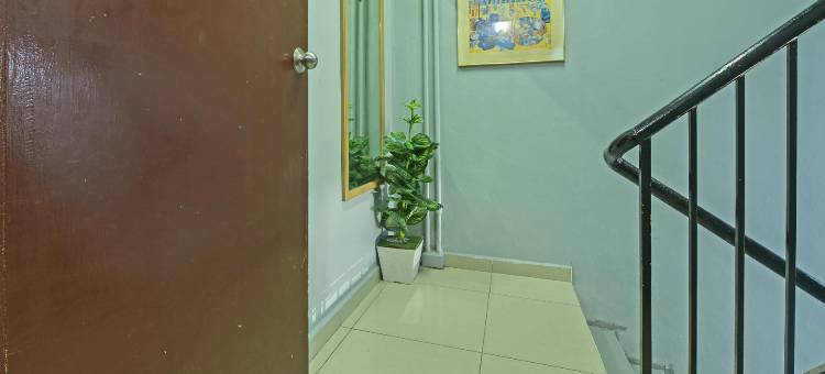 F酒店-峇央勒巴斯(OYO 90585 D Pearl Hotel)图片