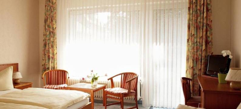 乌苏拉酒店-膳食公寓(Hotel-Pension Ursula)图片