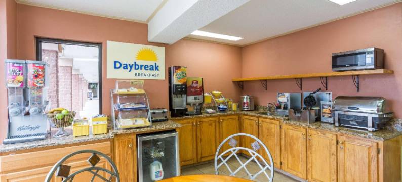 里兹维尔戴斯酒店(Days Inn by Wyndham Reidsville)图片