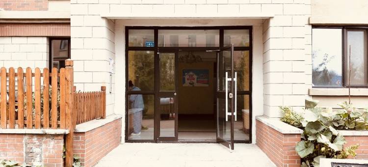 五龙背金海逸家温泉小屋电梯双浴缸(站前西街1号分店)图片
