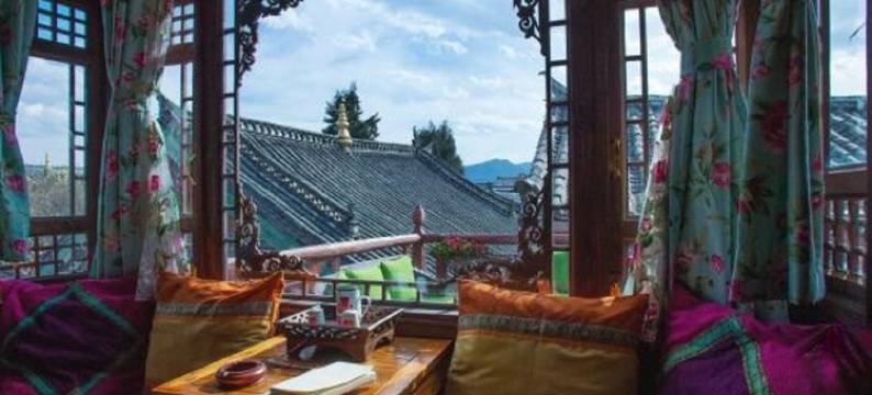 丽江月满西楼客栈图片