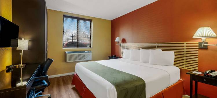 甘迺迪机场洛克威大道品质酒店(Quality Inn JFK Airport Rockaway Blvd)图片