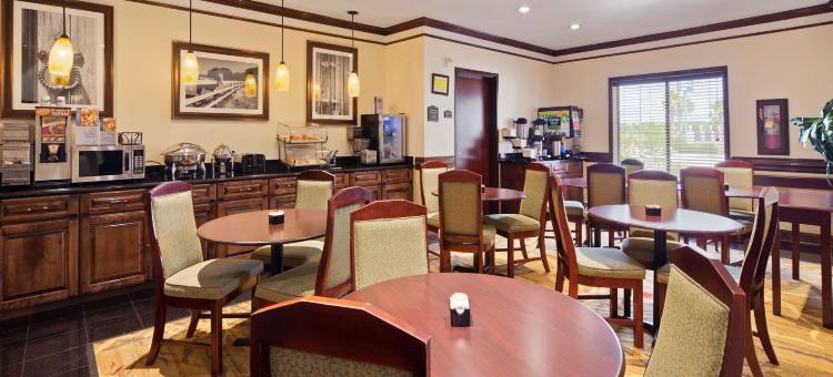 孤星贝斯特韦斯特酒店(Best Western Lone Star Inn)图片