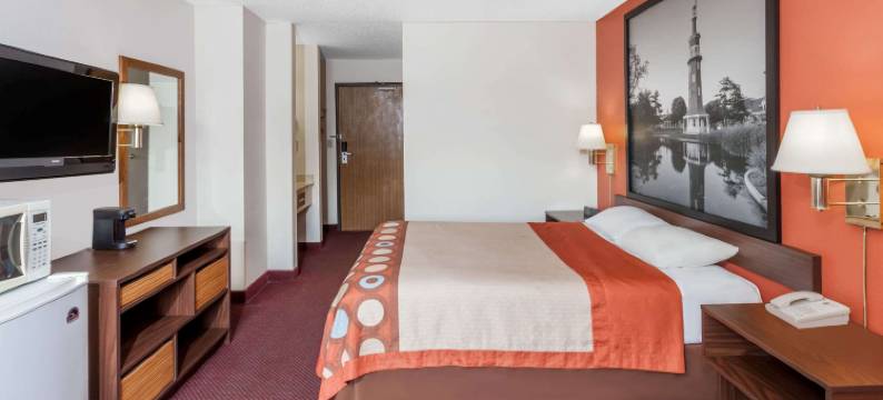 华盛顿-皮奥里亚地区速8酒店(Super 8 by Wyndham Washington/Peoria Area)图片