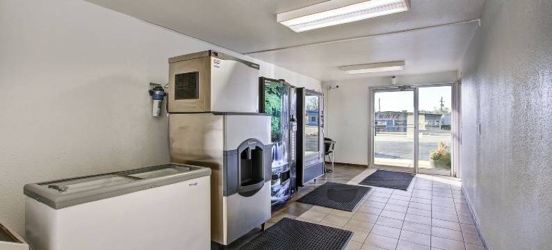 格林贝6号汽车旅馆(Motel 6 Green Bay, WI)图片