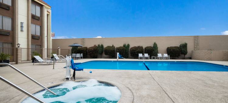 诺沃克贝斯特韦斯特酒店(Best Western Norwalk Inn)图片