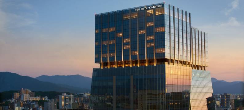 福冈丽思卡尔顿酒店(The Ritz-Carlton, Fukuoka)图片