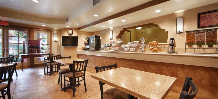 圣迪马斯贝斯特韦斯特套房酒店(Best Western San Dimas Hotel & Suites)图片