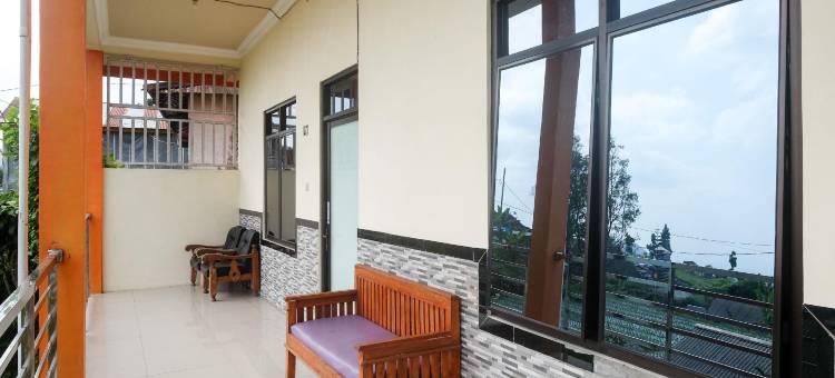 RedDoorz Near Candi Sukuh Karanganyar图片