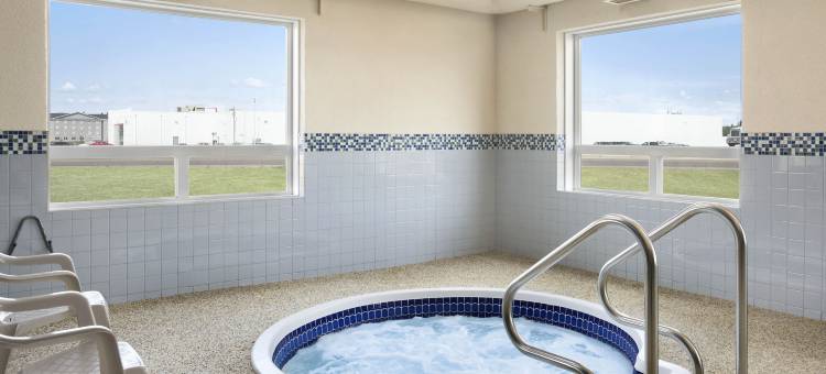 约克顿温德姆戴斯套房酒店(Days Inn & Suites by Wyndham Yorkton)图片