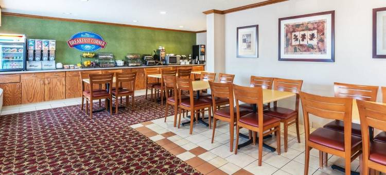 萨莱纳温德姆呗盟酒店(Baymont by Wyndham Salina)图片