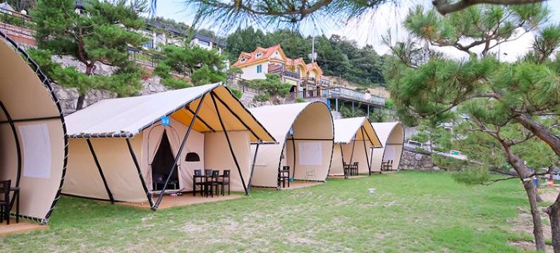 庆州Tohamsanrock度假屋(Gyeongju Tohamsan Rock Bed and Breakfast & Glamping)图片