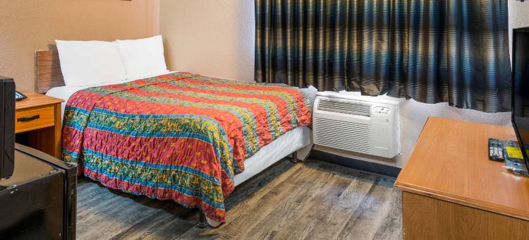 大急流城骑士酒店(Knights Inn Grand Rapids)图片