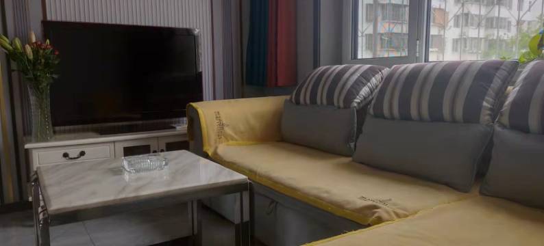 酒店式小站米粒方店民宿(盛塘南路分店)图片