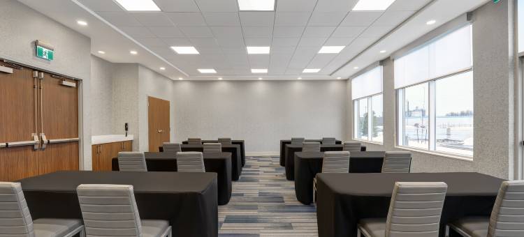 科灵伍德智选假日套房酒店(Holiday Inn Express & Suites Collingwood)图片