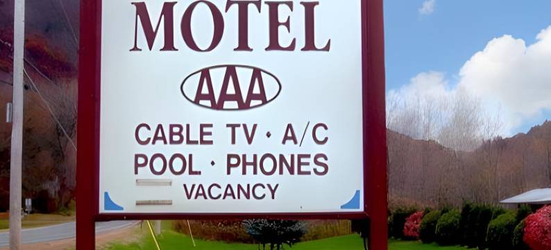 西斯托克布里奇欢乐谷汽车旅馆(Pleasant Valley Motel West Stockbridge)图片