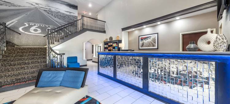 阿托卡贝斯特韦斯特套房酒店(Best Western Atoka Inn  Suites)图片