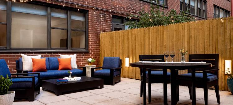 索内斯塔延长住宿套房酒店(The Gardens Sonesta ES Suites New York)图片