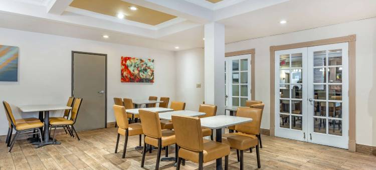 约翰缪尔贝斯特韦斯特优质酒店(Best Western John Muir Inn)图片