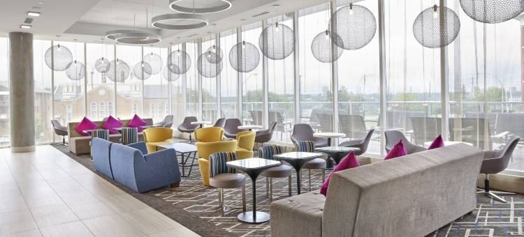 埃德蒙顿市中心希尔顿逸林酒店(DoubleTree by Hilton Edmonton Downtown)图片