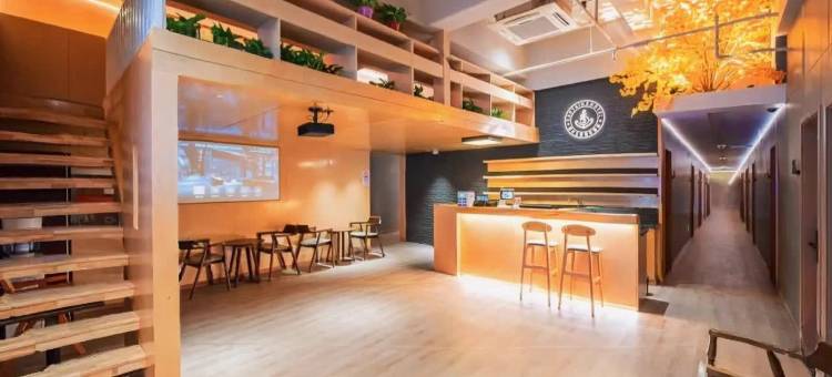 艾巢青年酒店(上海桂林公园地铁站店)图片
