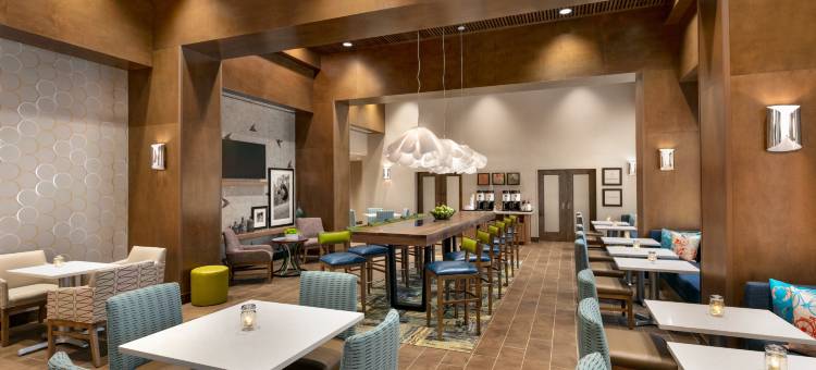 约翰斯克里克欢朋套房酒店(Hampton Inn & Suites Johns Creek)图片