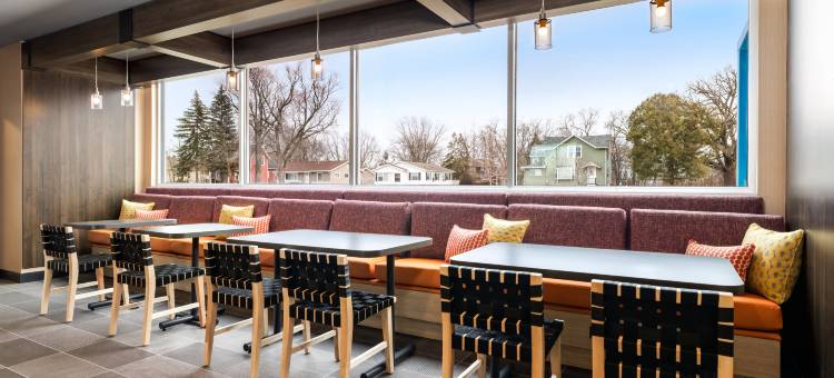 Tru By Hilton Oshkosh = Tru By Hilton 奥什科什(Tru by Hilton Oshkosh)图片