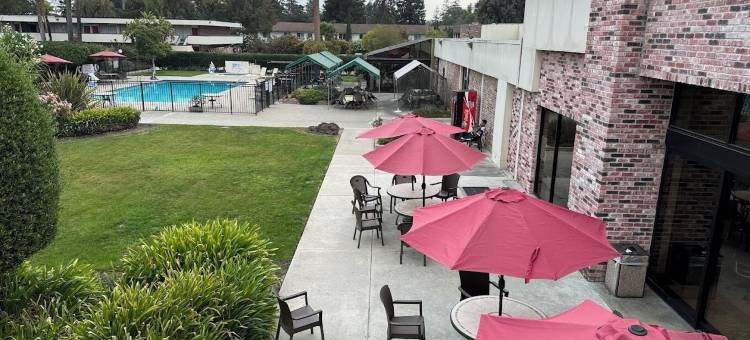 森尼维耳硅谷温德姆华美达酒店(Ramada by Wyndham Sunnyvale/Silicon Valley)图片