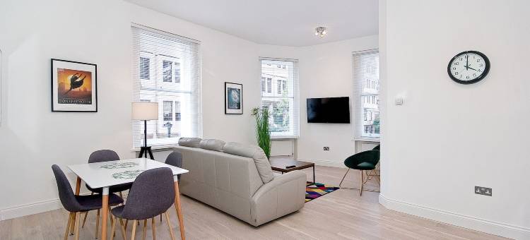由城市生活伦敦提供的暂停之家(Interlude House B by City Living London)图片