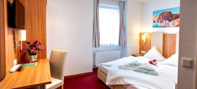 多姆布里克伽尼酒店(Hotel Domblick Garni)图片